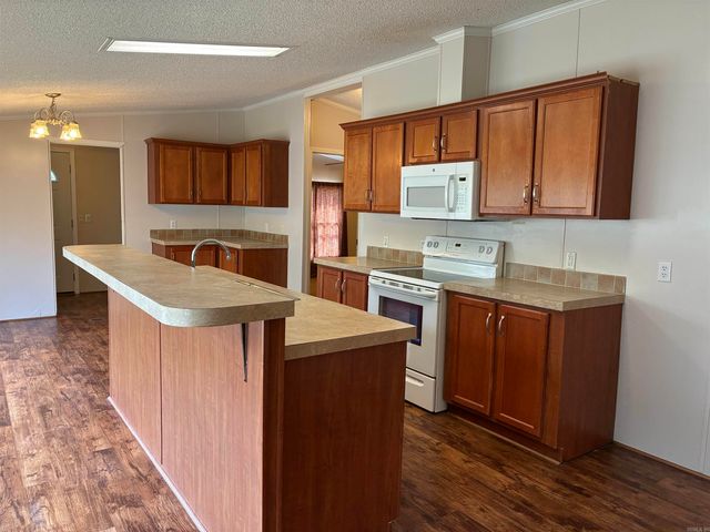 603 N Morgan St, Hamburg, AR 71646