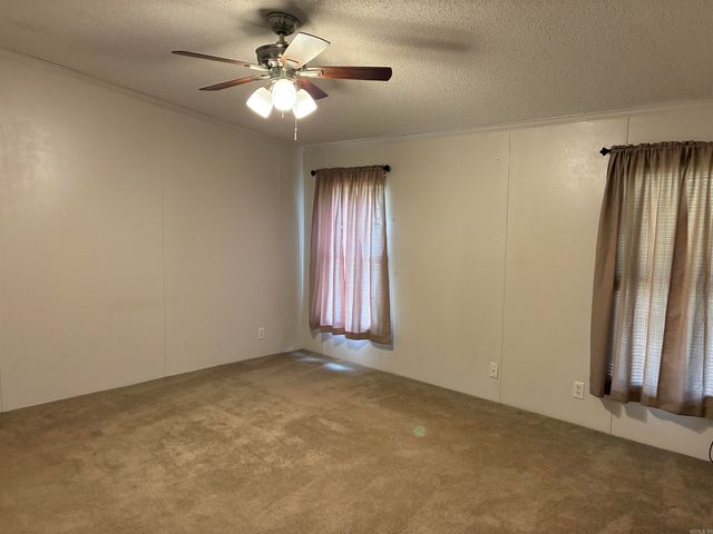 603 N Morgan St, Hamburg, AR 71646