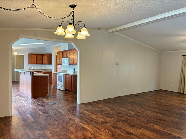 603 N Morgan St, Hamburg, AR 71646