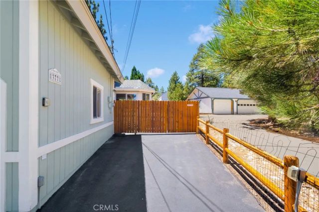 377 Sites Way, Big Bear City, CA 92314