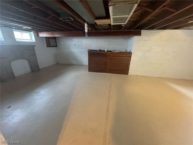 1132 Gordon Road, Lyndhurst, OH 44124