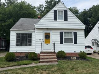 1132 Gordon Road, Lyndhurst, OH 44124