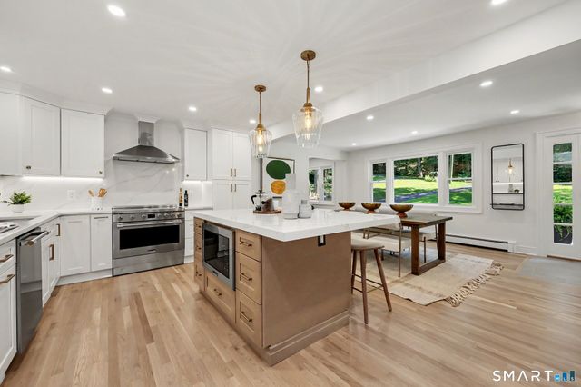 238 Mimosa Circle, Ridgefield, CT 06877