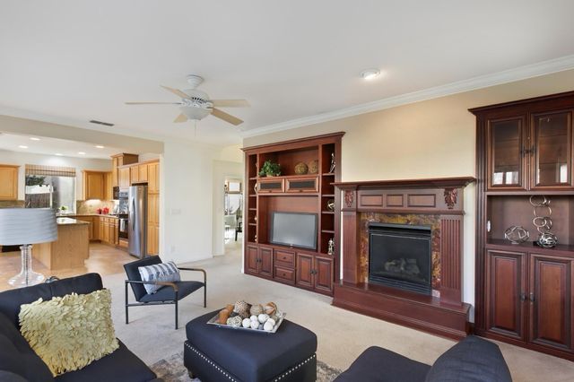 1047 Elsworth Way, Folsom, CA 95630