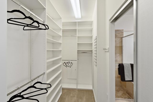 1047 Elsworth Way, Folsom, CA 95630