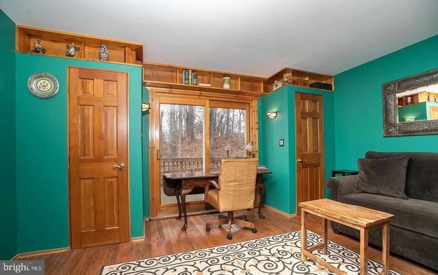 11696 FOX GLEN DR, Oakton, VA 22124