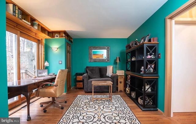 11696 FOX GLEN DR, Oakton, VA 22124