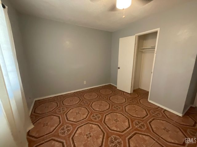 1020 Fairfax Road, Bakersfield, CA 93306