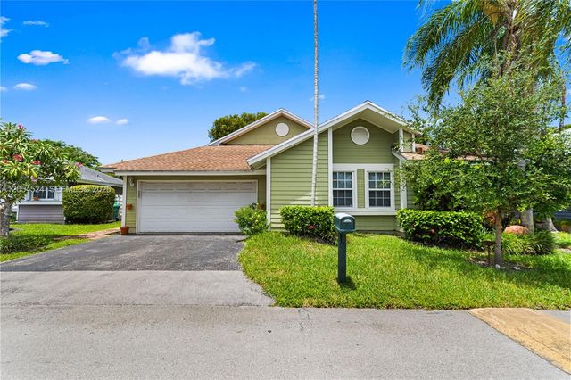 10344 SW 141st Ct, Miami, FL 33186