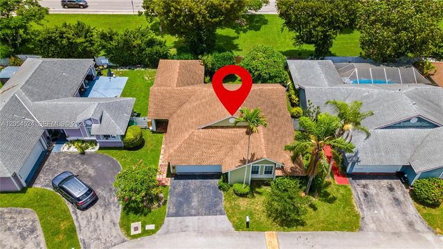 10344 SW 141st Ct, Miami, FL 33186