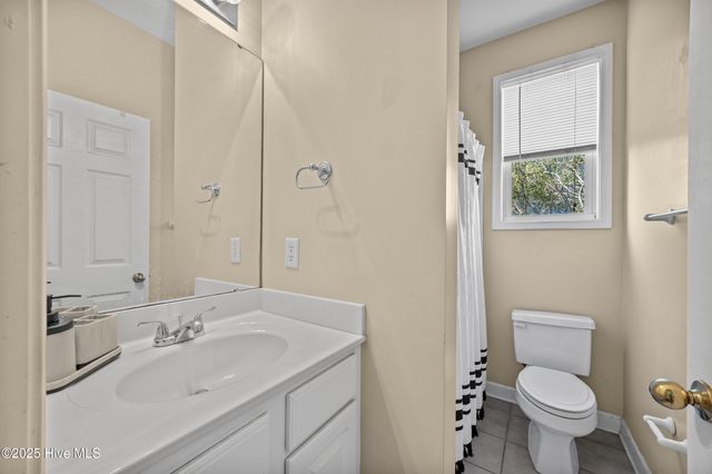130 Azalea Drive, Hampstead, NC 28443