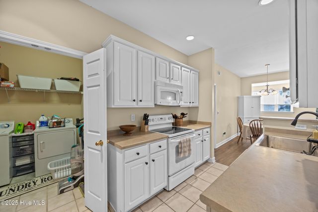 130 Azalea Drive, Hampstead, NC 28443