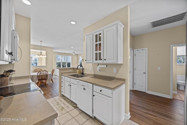 130 Azalea Drive, Hampstead, NC 28443