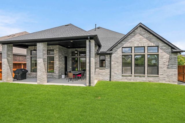 28338 Sterling Oak Drive, Spring, TX 77386