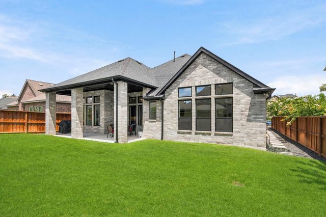 28338 Sterling Oak Drive, Spring, TX 77386