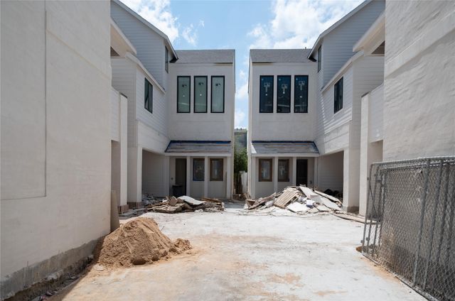 5409 Chevy Chase A, Houston, TX 77056