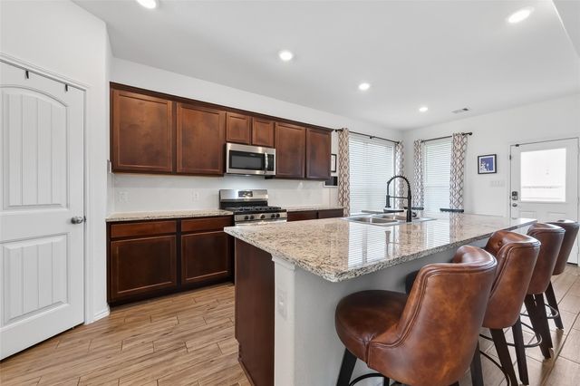 3550 Britton Burrow Way, Richmond, TX 77406