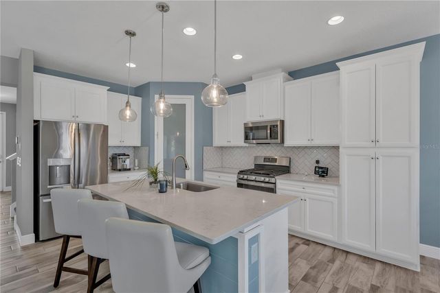 6457 SEASOUND DRIVE, Apollo Beach, FL 33572