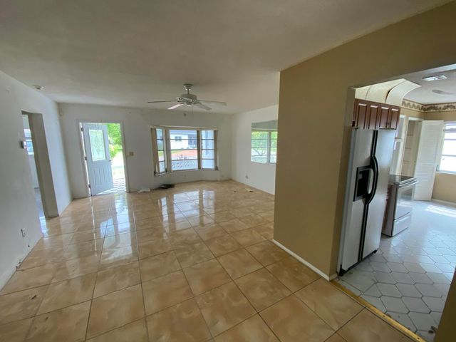 5139 NW 43rd Court, Lauderdale Lakes, FL 33319