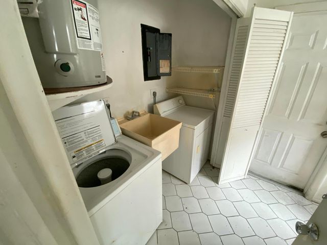 5139 NW 43rd Court, Lauderdale Lakes, FL 33319