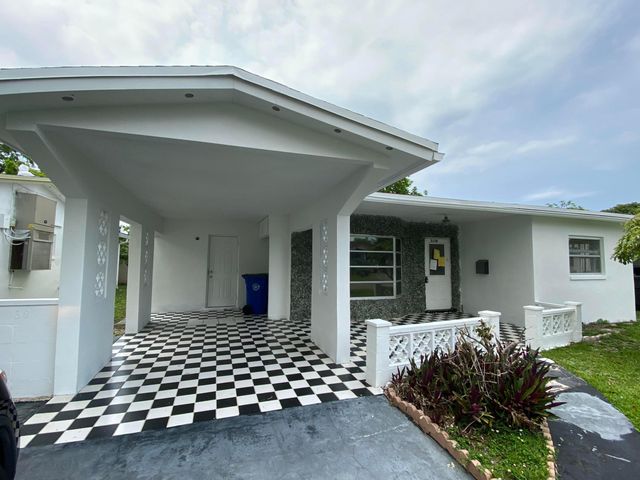 5139 NW 43rd Court, Lauderdale Lakes, FL 33319