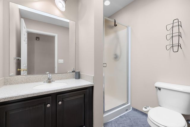 16992 Farmington Road, Livonia, MI 48154