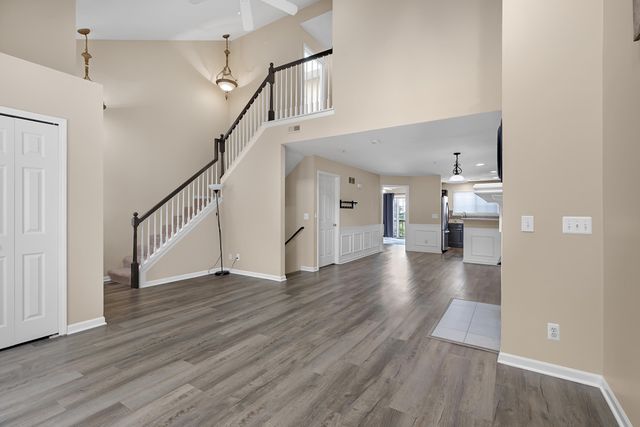 16992 Farmington Road, Livonia, MI 48154