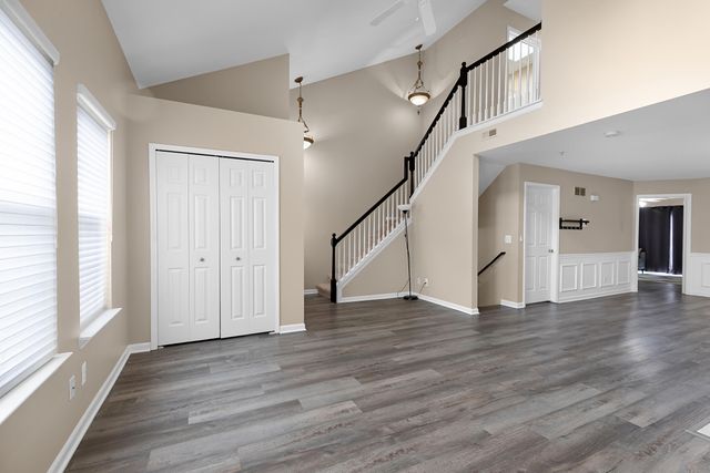 16992 Farmington Road, Livonia, MI 48154