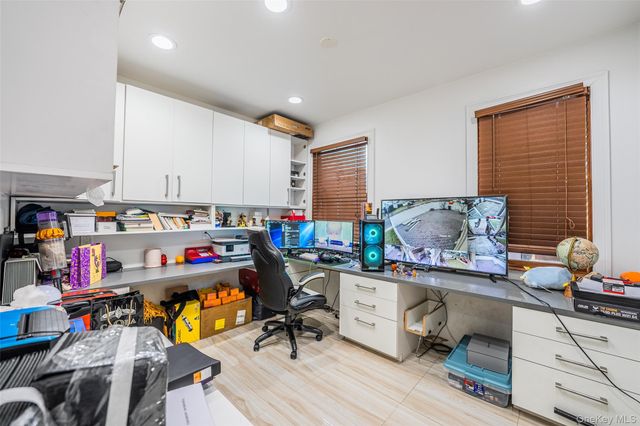 88 Elmwood Street, Plainview, NY 11803