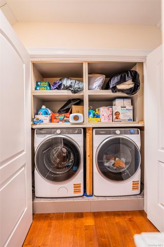 88 Elmwood Street, Plainview, NY 11803