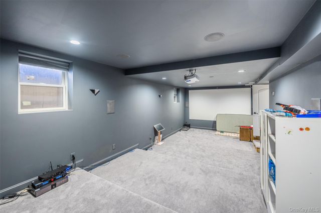 88 Elmwood Street, Plainview, NY 11803