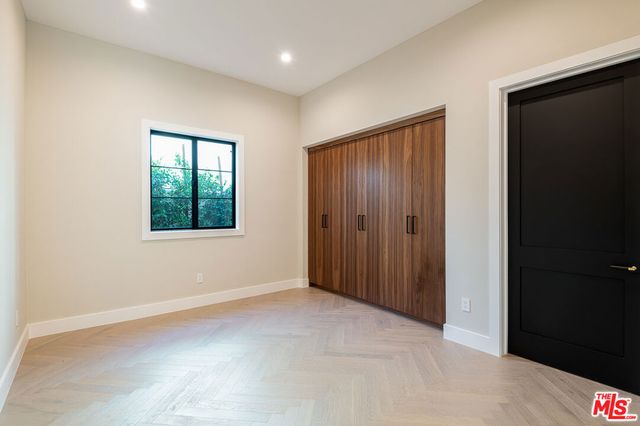 14752 Hartsook Street, Sherman Oaks, CA 91403