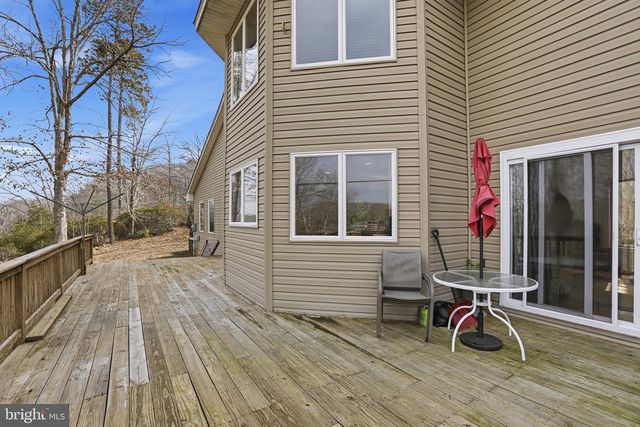 115 WATERSIDE LN, Montross, VA 22520