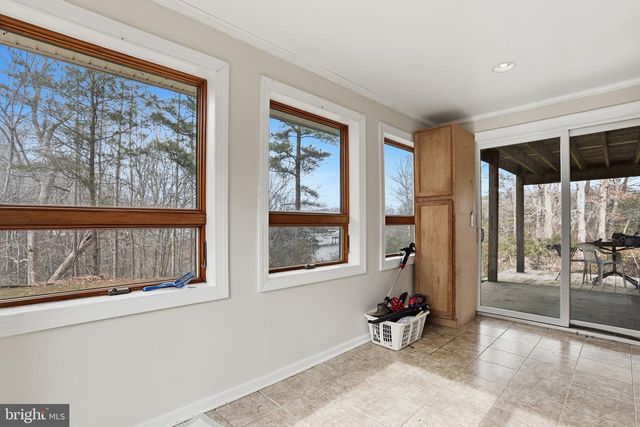 115 WATERSIDE LN, Montross, VA 22520