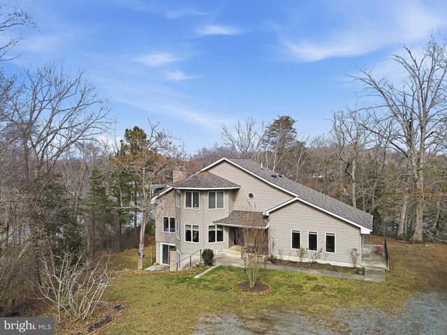 115 WATERSIDE LN, Montross, VA 22520