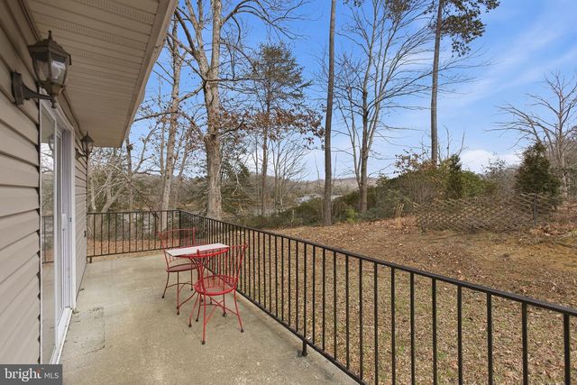 115 WATERSIDE LN, Montross, VA 22520