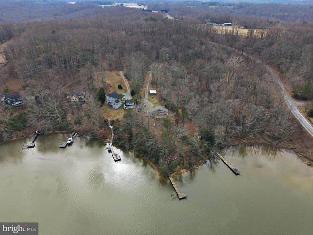 115 WATERSIDE LN, Montross, VA 22520