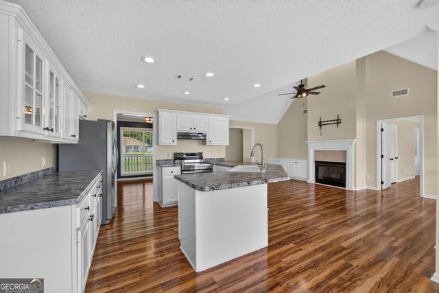 3808 DEER RUN DR, Blackshear, GA 31516