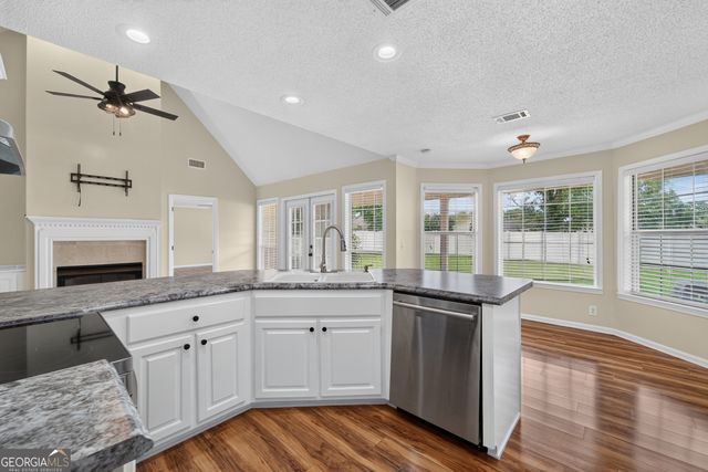 3808 DEER RUN DR, Blackshear, GA 31516