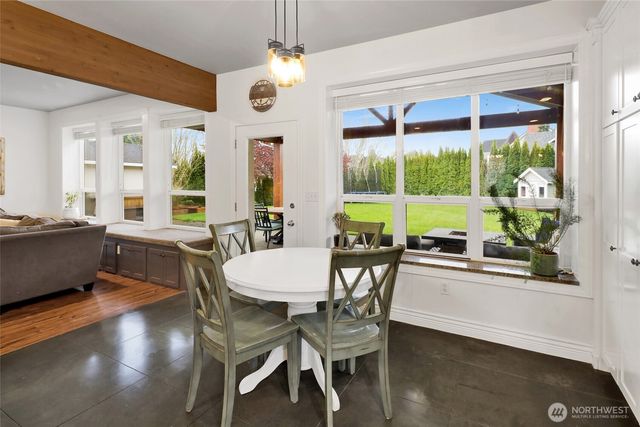 737 Sunrise Drive, Lynden, WA 98264