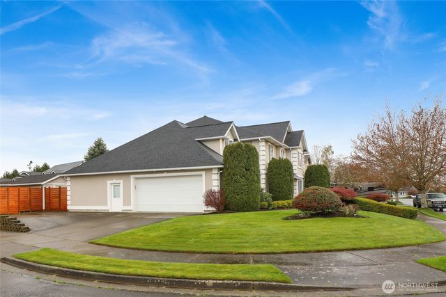 737 Sunrise Drive, Lynden, WA 98264
