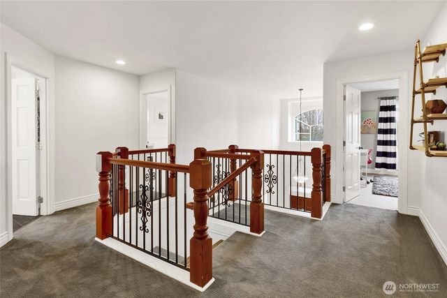737 Sunrise Drive, Lynden, WA 98264
