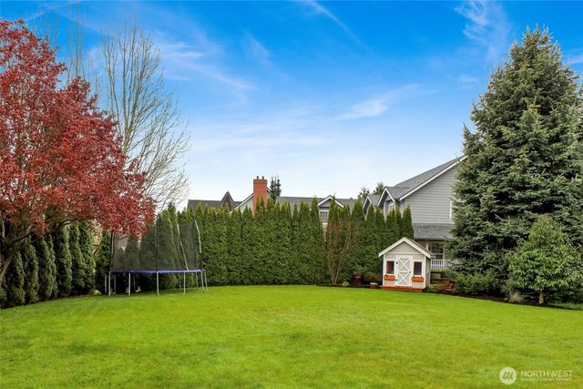 737 Sunrise Drive, Lynden, WA 98264