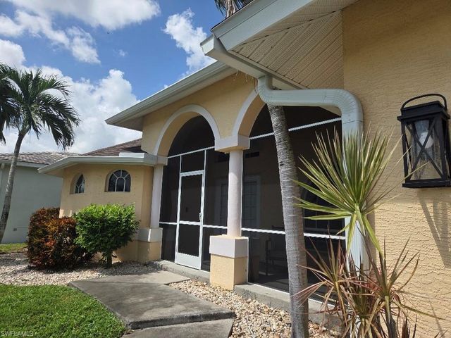 308 NW 13th AVE, Cape Coral, FL 33993
