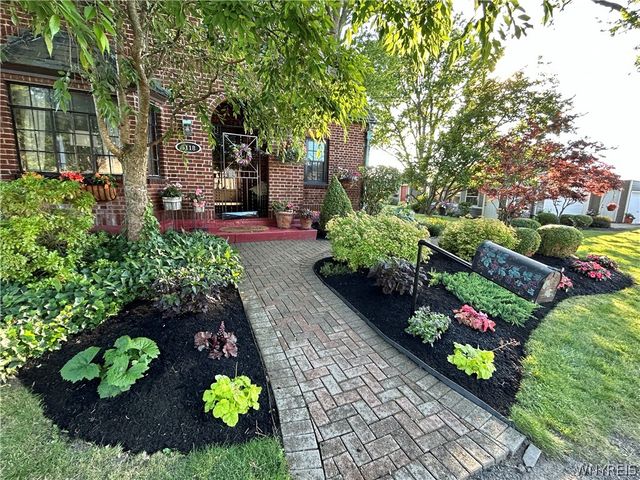5118 Orchard Avenue, Hamburg, NY 14075