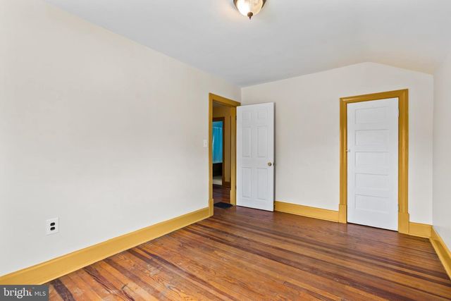 308 S GREEN ST, Berkeley Springs, WV 25411