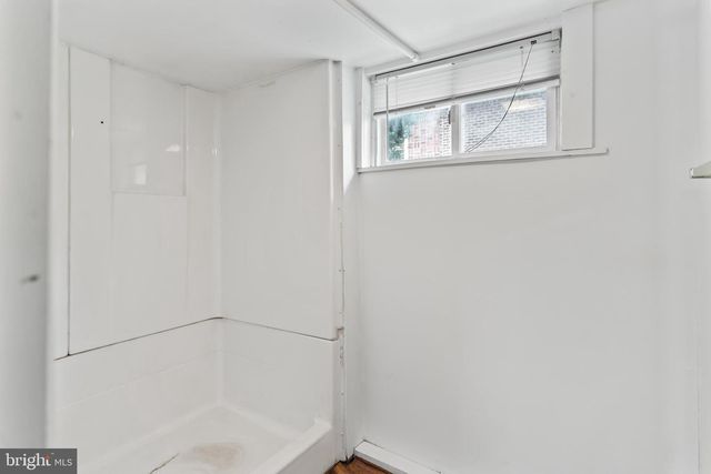 308 S GREEN ST, Berkeley Springs, WV 25411