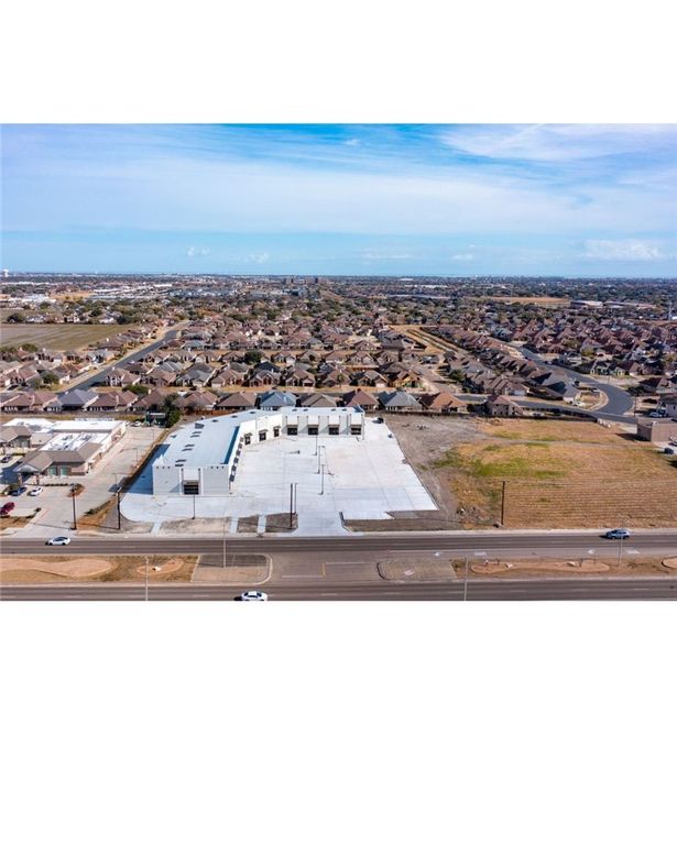 5902 Yorktown Blvd B101, Corpus Christi, TX 78414 — photo 5
