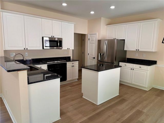 4330 Canterbury Walk Drive, Duluth, GA 30097