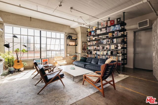 1855 Industrial Street 307, Los Angeles, CA 90021